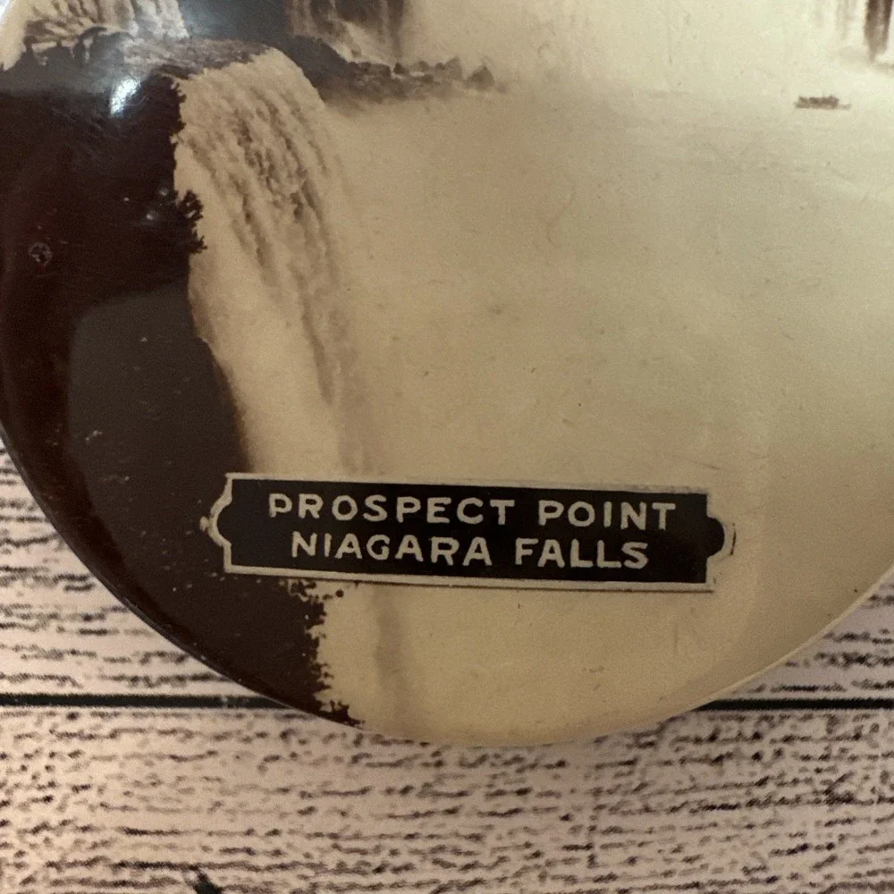 Niagara‎ Falls Prospect Point Miniature Tin w/ Mirror Inside